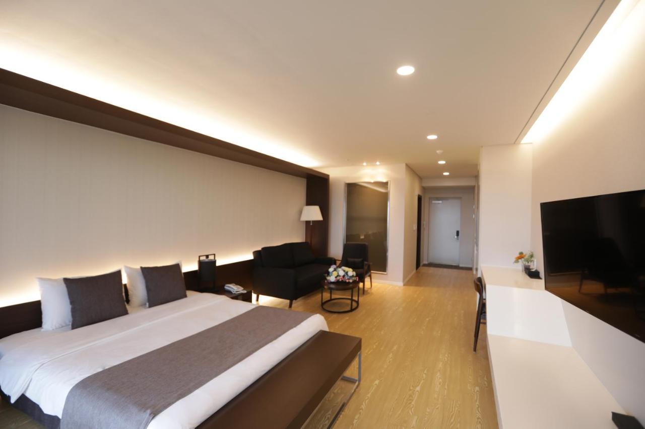The Qube Jeju Resort 4*